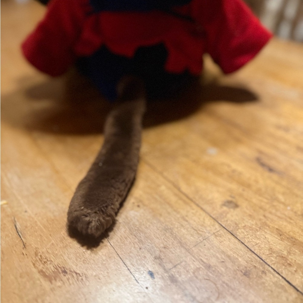 1986 22” Vintage Fievel Mousekewitz - Picture 7 of 11
